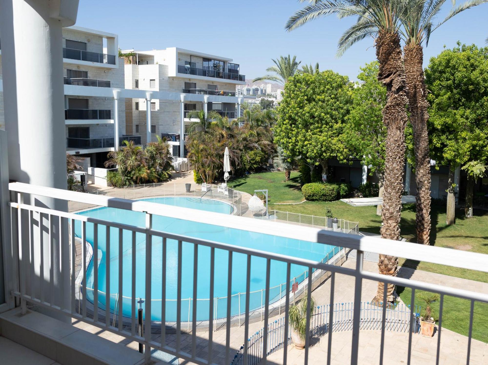 Fisharent Luxury Royal Park Suites Eilat Exterior photo