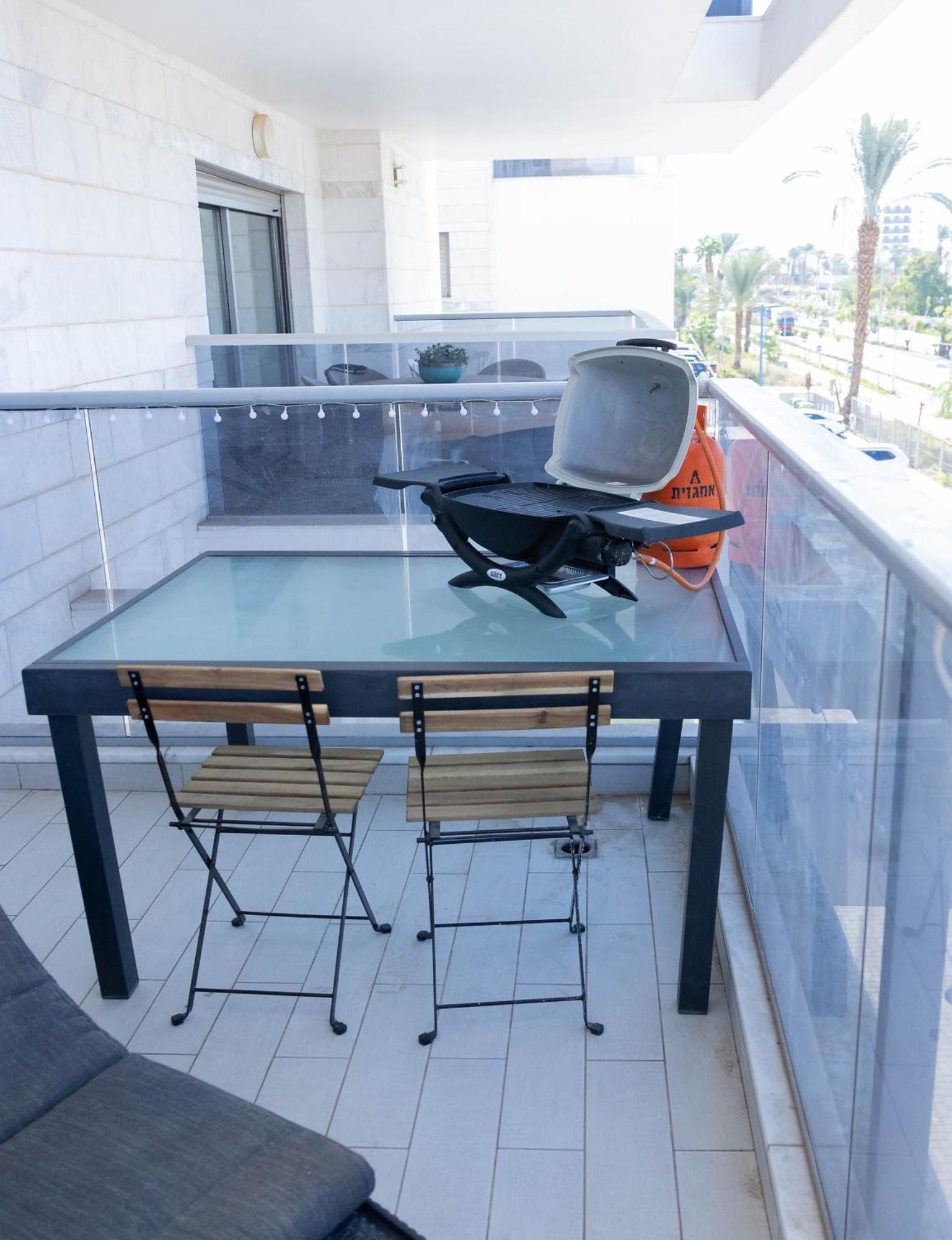 Fisharent Luxury Royal Park Suites Eilat Exterior photo
